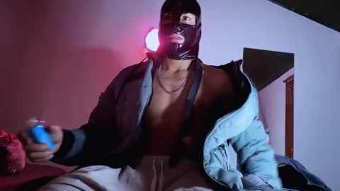 E V I L online show from November 10, 11:42 am