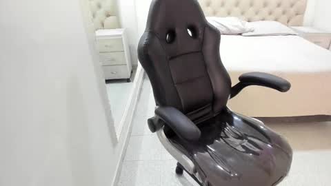 Snapshot of 3x_naxa chatting on October 31, 12:50 pm 3X NAXAA online show from October 31, 12:50 pm