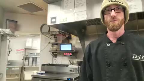 Snapshot of 420crazystoner chatting on November 2, 3:09 am Joel online show from November 2, 3:09 am