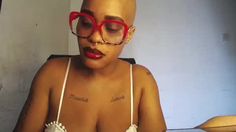 goddess zuri online show from June 16, 3:03 pm