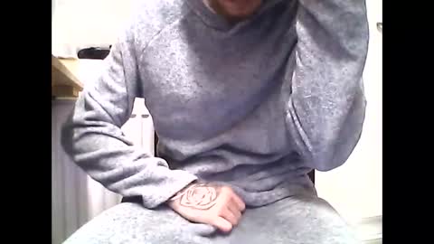 Snapshot of 420feetloverr420 chatting on February 10, 1:46 am 420feetloverr420 online show from February 10, 1:46 am