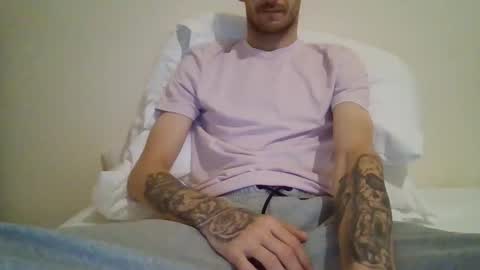 Snapshot of 420feetloverr420 chatting on September 19, 10:10 pm 420feetloverr420 online show from September 19, 10:10 pm