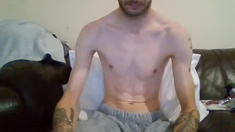 Snapshot of 420feetloverr420 chatting on September 30, 1:10 am 420feetloverr420 online show from September 30, 1:10 am