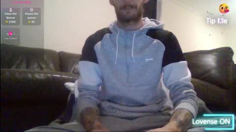 Snapshot of 420feetloverr420 chatting on October 21, 11:16 pm 420feetloverr420 online show from October 21, 11:16 pm