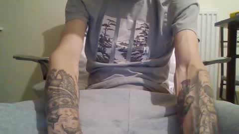 Snapshot of 420feetloverr420 chatting on October 24, 10:06 pm 420feetloverr420 online show from October 24, 10:06 pm