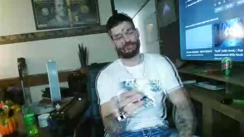 420pussyeater35 online show from November 24, 6:18 pm