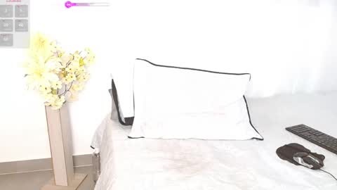 493ashlyfoxx online show from January 10, 12:45 am