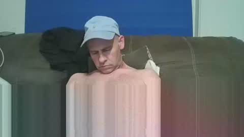 4nuf online show from November 12, 9:53 am