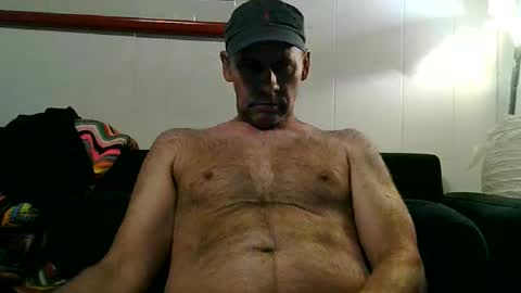4nuf online show from May 7, 8:14 pm