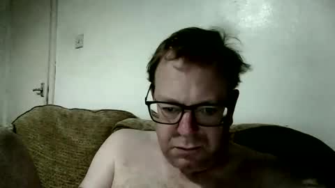 robert online show from March 31, 10:43 pm