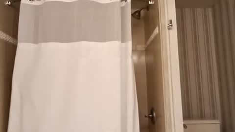 Snapshot of 530fun4you chatting on January 5, 1:36 pm DeepMotions420 online show from January 5, 1:36 pm