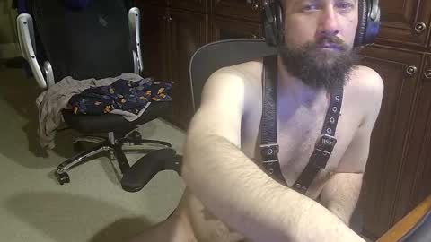 Snapshot of 54plusorminus12 chatting on February 11, 11:21 am 54 or - 12. online show from February 11, 11:21 am