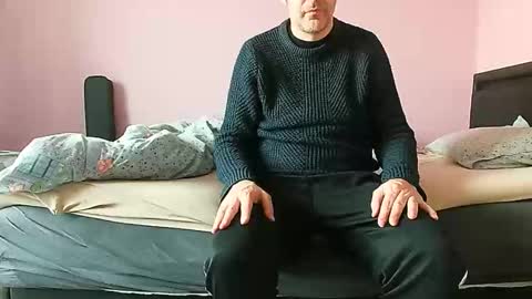 Larese Carlo online show from January 11, 2:00 pm