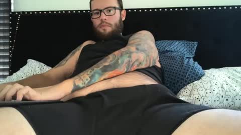 Snapshot of 662am chatting on October 14, 7:25 pm the662am online show from October 14, 7:25 pm