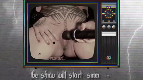 Juune online show from January 21, 7:06 pm