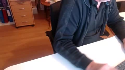 Snapshot of 69pifpaf chatting on December 2, 7:20 pm 69pifpaf online show from December 2, 7:20 pm