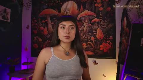 B R I E L A  online show from May 21, 3:24 am