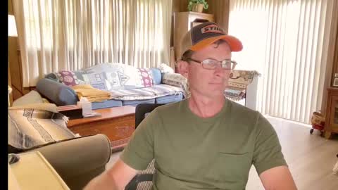 Snapshot of 70737 chatting on September 21, 9:27 pm 70737 online show from September 21, 9:27 pm