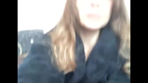 Snapshot of 75sowet018 chatting on October 22, 8:03 am 75sowet018 online show from October 22, 8:03 am