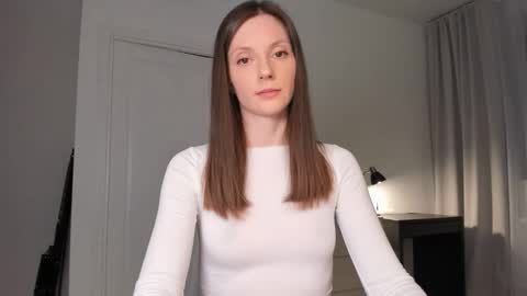 Anna online show from February 5, 8:13 pm