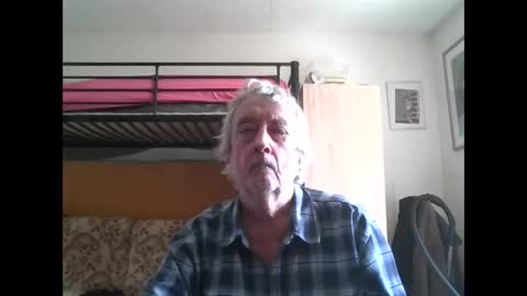 78kiss online show from September 21, 1:35 pm