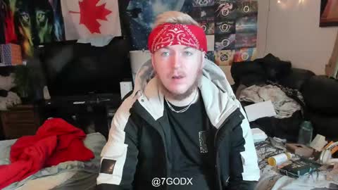 Snapshot of 7godx chatting on December 8, 9:30 pm 7God OFFICIAL online show from December 8, 9:30 pm