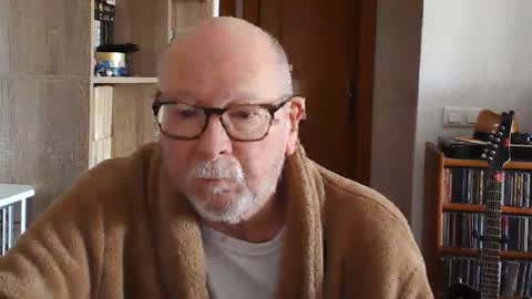 Snapshot of 7thsojourn chatting on February 16, 9:37 am Papi online show from February 16, 9:37 am