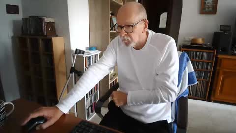  Papi  online show from May 8, 9:25 am