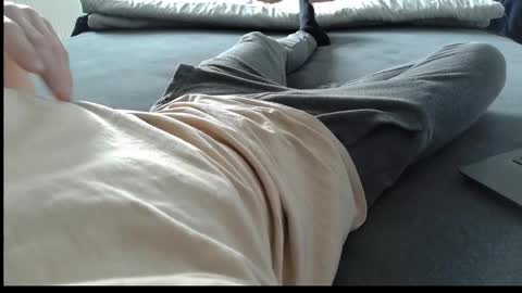 Snapshot of 87johnny chatting on December 7, 8:55 am 87johnny online show from December 7, 8:55 am