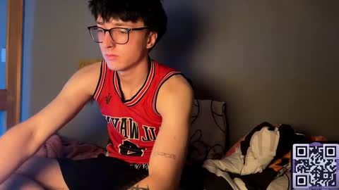 Snapshot of 8_goat chatting on October 18, 8:20 pm Phillip online show from October 18, 8:20 pm