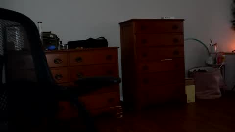 Snapshot of 8inch_blessed chatting on December 2, 4:24 pm 8inch_blessed online show from December 2, 4:24 pm