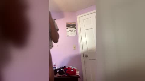 8incherebk online show from April 18, 5:11 am