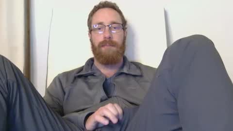 8InchesAndSomeHoles online show from May 6, 7:41 pm