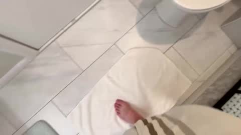 Snapshot of 8inutn chatting on October 22, 12:55 am 8inutn online show from October 22, 12:55 am