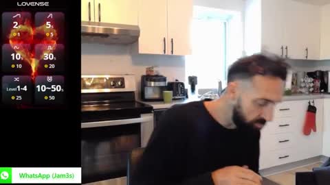 Snapshot of 8james5 chatting on September 12, 12:49 pm 8james5 online show from September 12, 12:49 pm