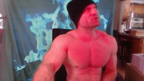 9 fat inches online show from March 21, 8:23 pm