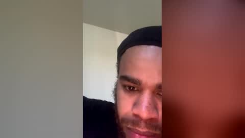 9inchesbbc33 online show from April 8, 8:09 pm