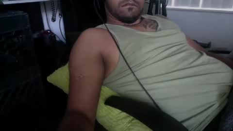 Snapshot of 9inchhammer chatting on January 6, 9:54 pm 9inchhammer online show from January 6, 9:54 pm