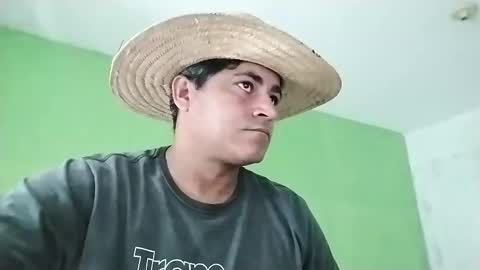 9vinhocamshow online show from January 4, 11:54 am