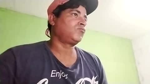 9vinhocamshow online show from January 4, 10:34 pm