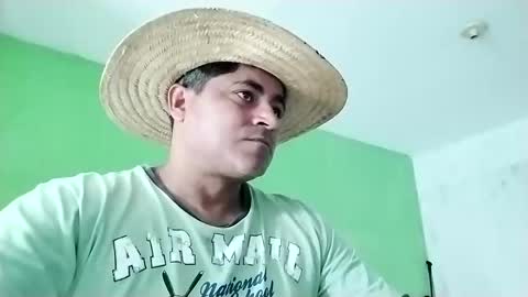 9vinhocamshow online show from February 12, 12:12 pm