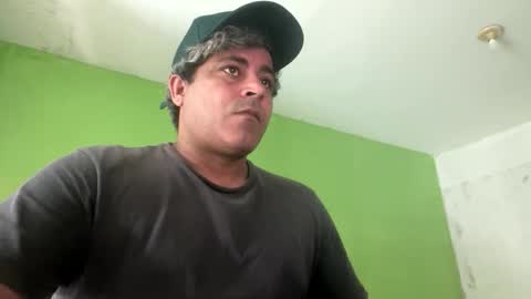 Snapshot of 9vinhocamshow chatting on November 27, 11:34 am 9vinhocamshow online show from November 27, 11:34 am