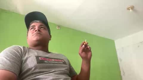 Snapshot of 9vinhocamshow chatting on January 19, 11:03 am 9vinhocamshow online show from January 19, 11:03 am