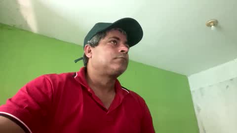 Snapshot of 9vinhocamshow chatting on February 4, 11:38 am 9vinhocamshow online show from February 4, 11:38 am