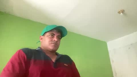 Snapshot of 9vinhocamshow chatting on June 19, 11:47 am 9vinhocamshow online show from June 19, 11:47 am