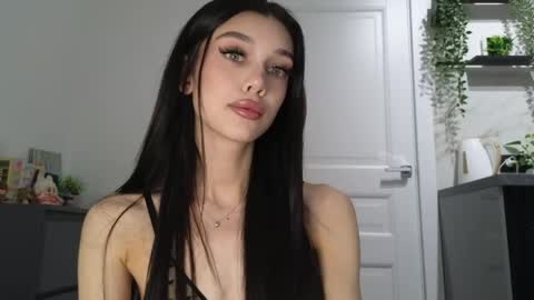 KARINA online show from May 6, 1:16 pm