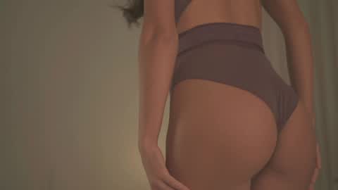 Olivia dark hair  Zoe light hair online show from October 14, 3:40 am