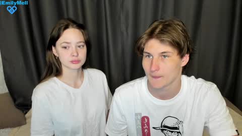 EMILY AND  MARCUS online show from December 23, 4:01 am