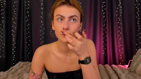 Willow online show from March 12, 7:58 am