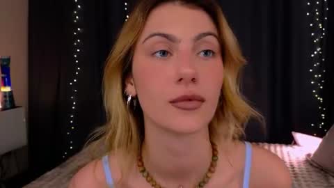 Willow online show from July 4, 9:43 pm